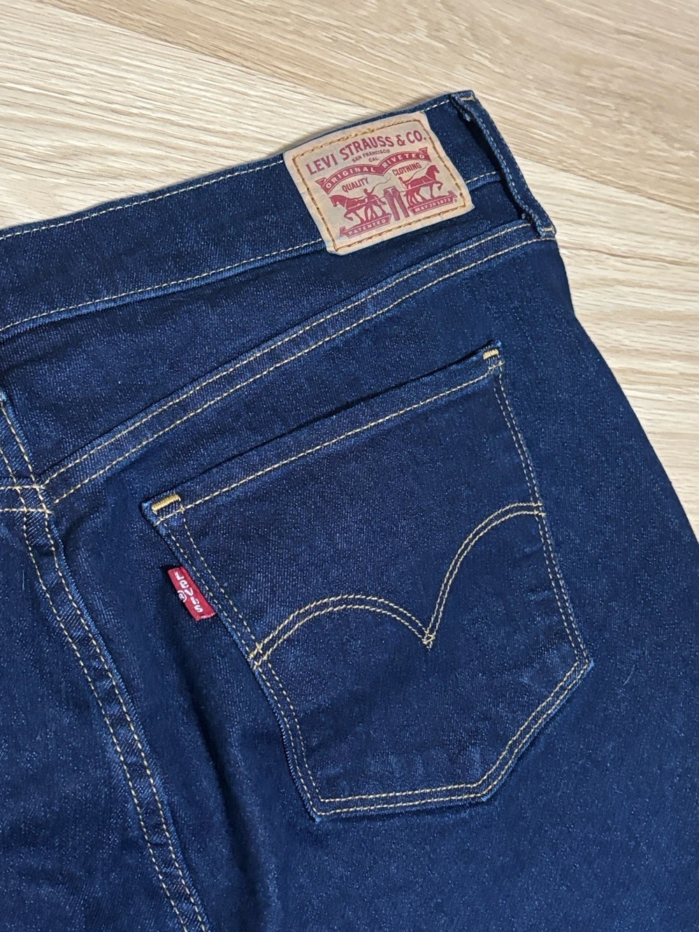Levi’s® (33) 311 Shaping Skinny Jeans Dark Wash Mid Rise Stretch - Picture 13 of 15